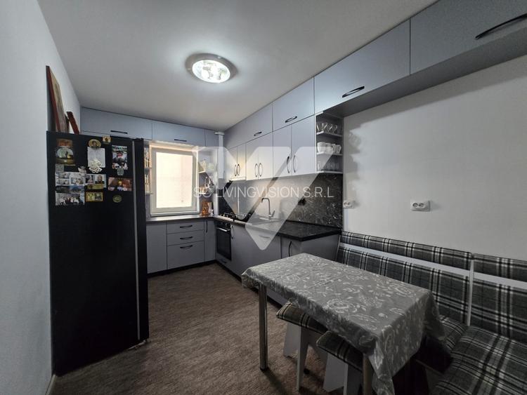 Apartament 3 camere mobilat 53 mp etaj 3 lift zona Turnisor Sibiu - 2