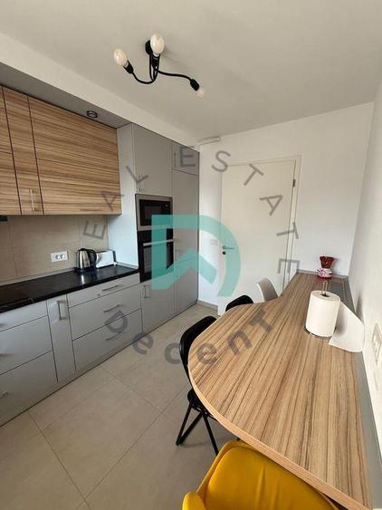 Apartament 3 camere Coresi Kasper, 78 mp - Brasov