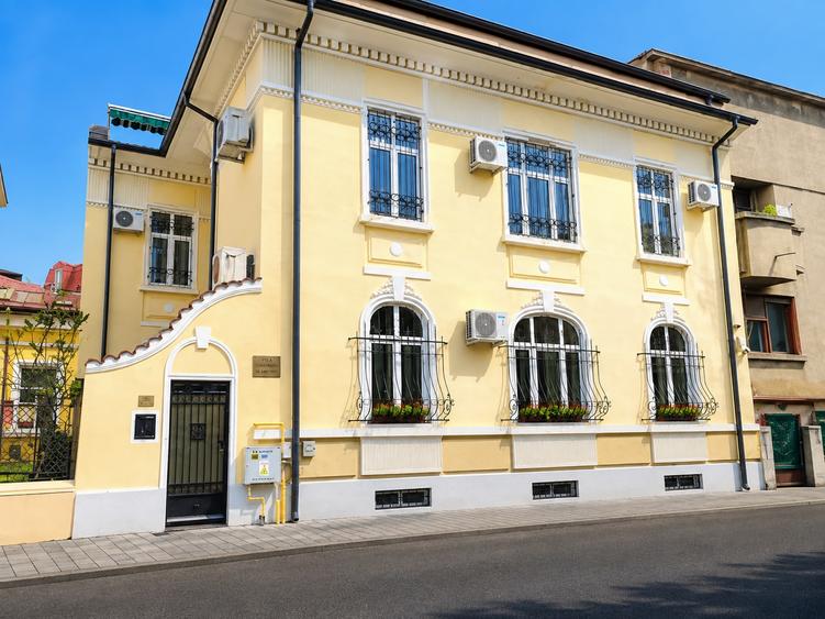 Oportunitate de investitie! Vila ultracentrala, zona Armeneasaca, comision 0%