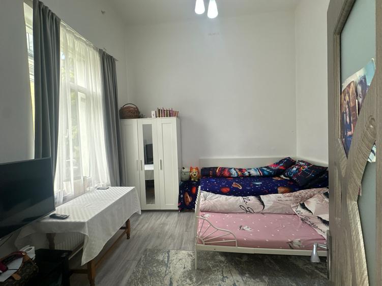 Apartament în vilă istorică, 7 camere, Filibiliu–Romulus