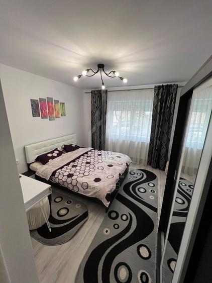 Apartament 3 camere | zona Cedonia