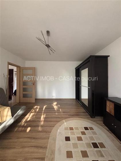Garsoniera, Eroii Revolutiei, Boiler, 7 min Metrou - 2