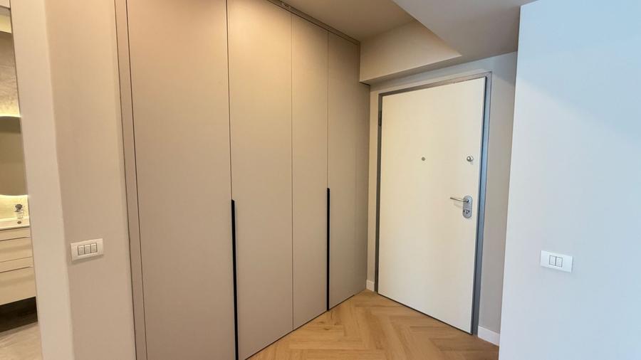 APARTAMENT DE INCHIRIAT CU 2 CAMERE  // Pet friendly//100 METRI METROU