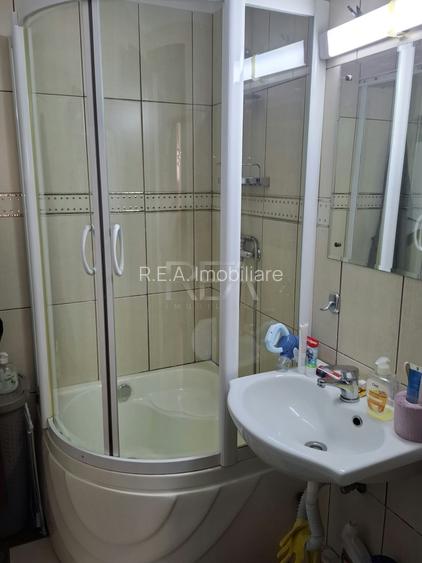 4 camere Vitan decomandat, et. 5, an 1989, metrou, 110 mp - 12