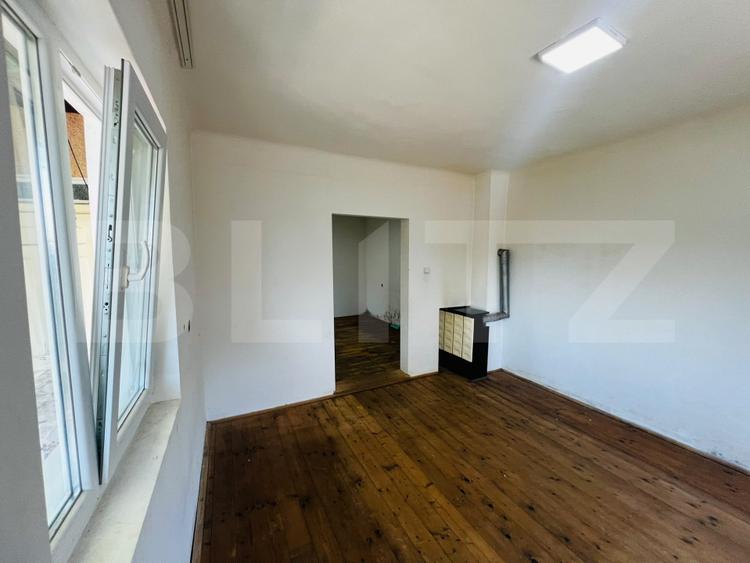 Casă individuală, 74 mp, teren 935 mp, zona Sâncraiu de Mureș
