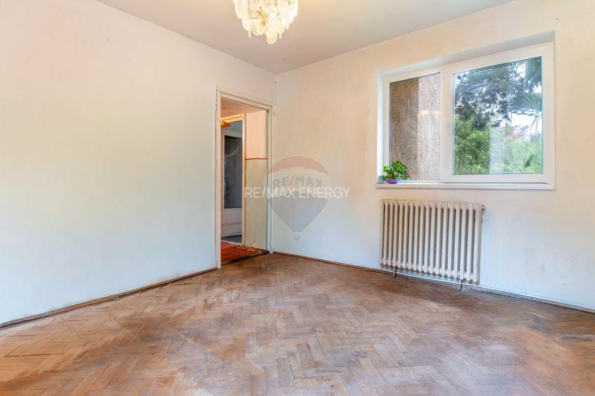 Apartament 3 camere,decomandat, renovabil.Str. Parâng nr.17|Comision 0 - 8