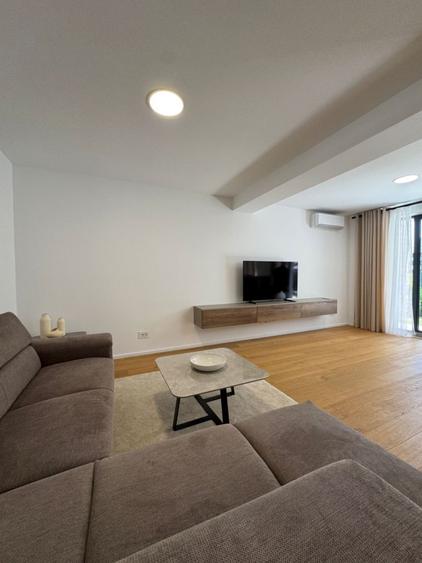 VILA DE INCHIRIAT | PIPERA\VOLUNTARI | PRIMA CHIRIE
