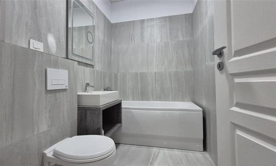 Cautam primul chirias: apartament in Tatarasi: 2 camere + loc parcare