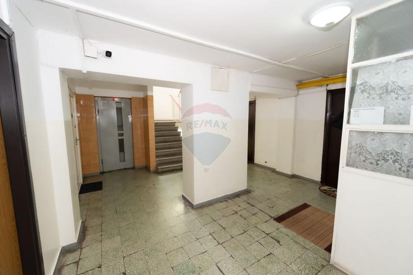 Garsoniera de vanzare, 38mp, renovata 2023, metrou Nicolae Grigorescu