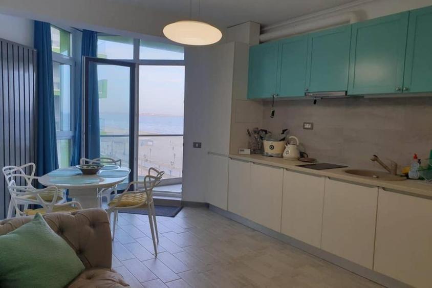 Alezzi Resort- 3 rooms First line, Direct view of the sea, Parking included