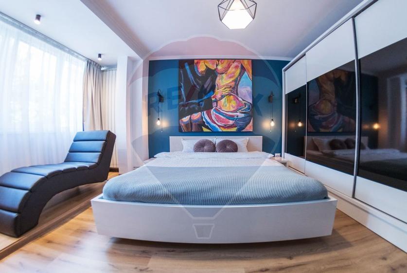 Apartament cu 3 camere de vanzare în zona Stirbei Voda