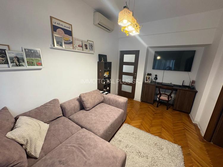 Piata Romana, 2 camere, centrala de bloc