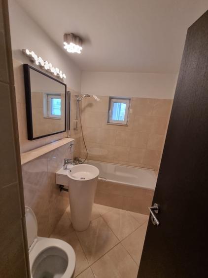 Vand 2 camere, direct proprietar, 3 minute metrou