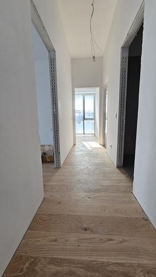 4 camere Tip B.M.2 Lakefield - Acces metrou - Bloc 95% finalizat