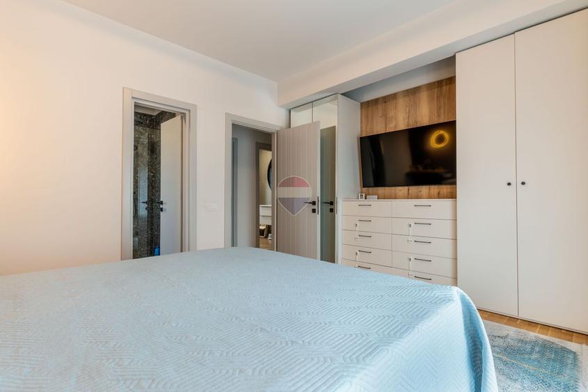 Duplex 4 camere, superfinisat, terasa, zona linistita in Someseni