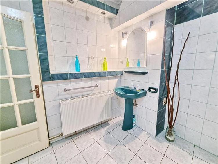 Garsoniera spatioasa de inchiriat in Centrul Istoric al Brasovului