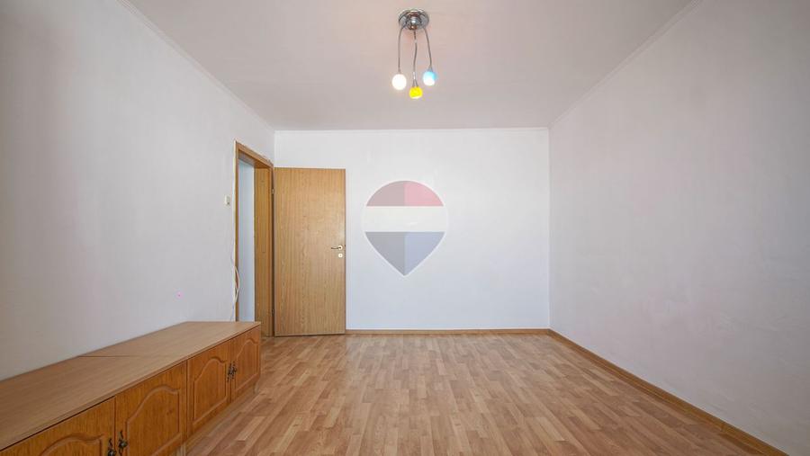 Apartament 3 camere Ghimbav, ideal pentru familie sau investiție!