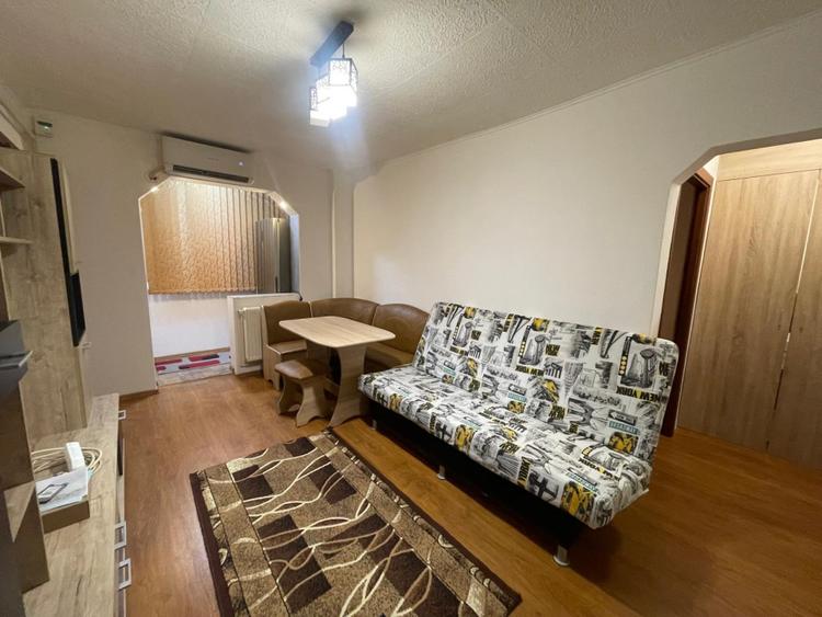 Apartament 3 camere, 46.73 mp, zona Materna - Craiovita