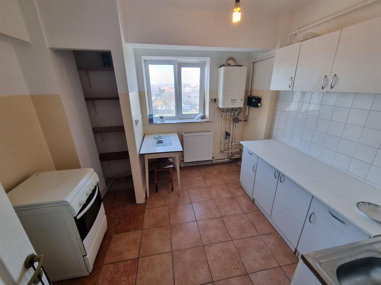 KM 5-garsoniera in bloc de apartamente
