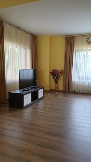 DE VANZARE VILA PIETRENI VALCEA , 600 M2 PRETABILA CASA DE VACANTA , PENSIUNE