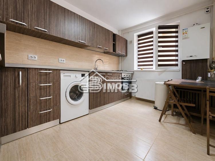 Apartament cu 2 camere | Decomandat | Mobilat si utilat | Micro XII | - 3