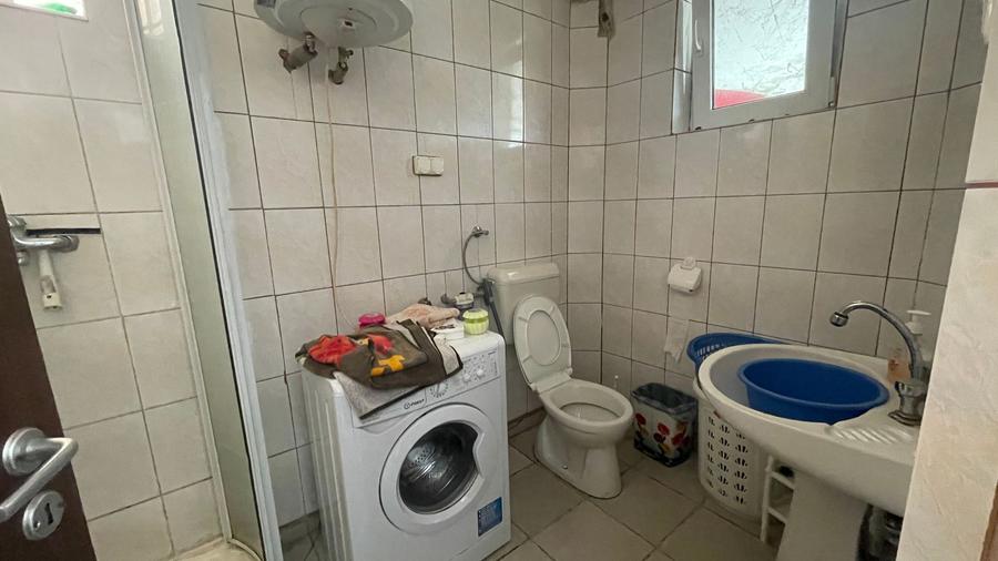 Casa cu 2 apartamente zona Mehala