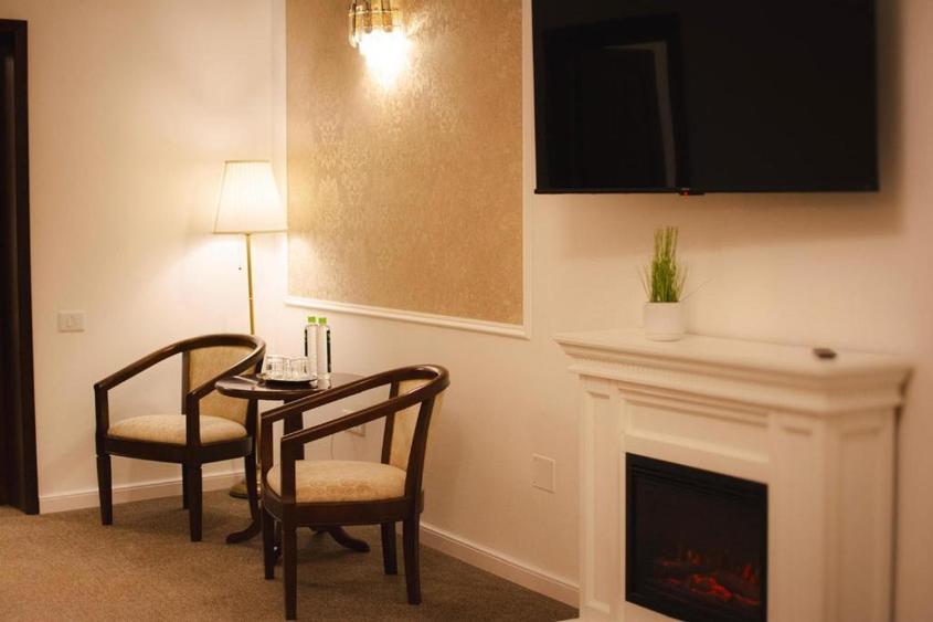 Proprietate unică în Cetatea Alba Carolina – Hotel 4| Business la cheie |
