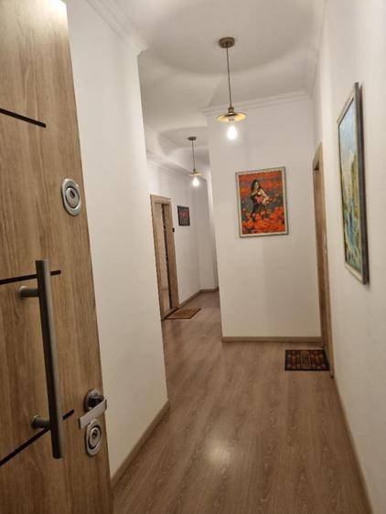 VREI SA LOCUIESTI LANGA CAZINO ? LA 2 PASI DE MARE ?