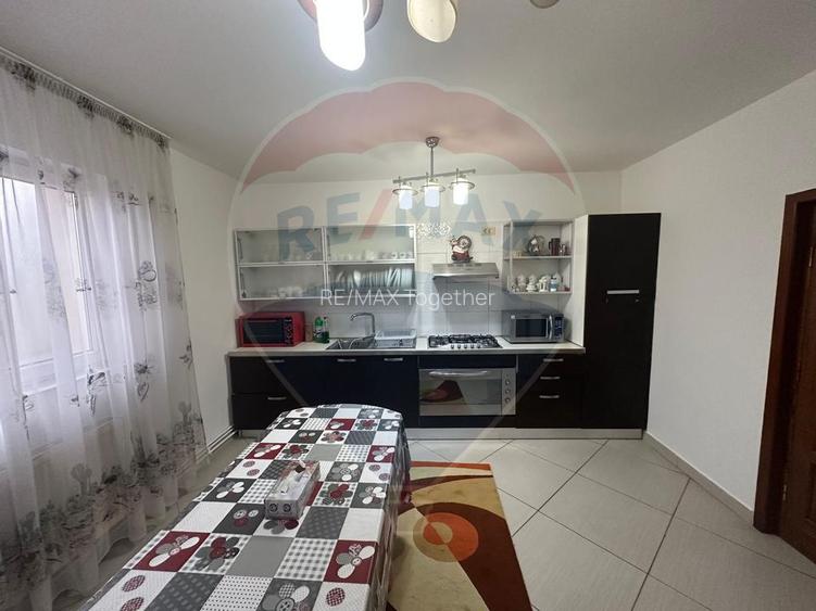 Casă spațioasă 6 camere, 2 băi, garaj spatios și terasă - 21