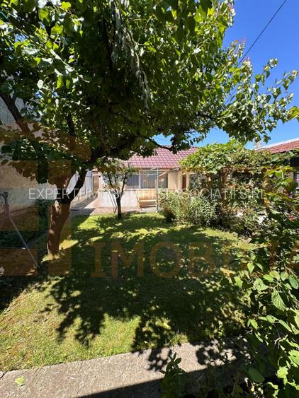 Casă de vânzare în zona Brătianu, Constanța – 3 camere, teren 260 mp - 2