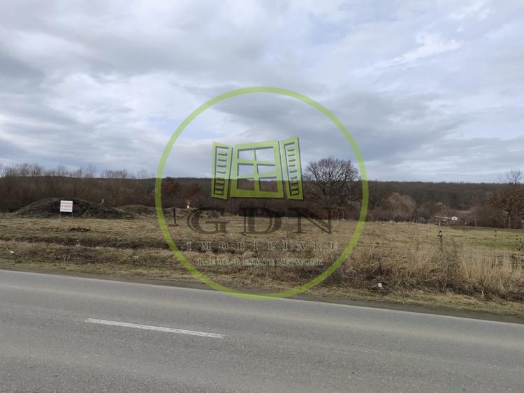 Vânzare teren 750 mp • Amprentă 262 mp • Construcție 3–4 niveluri