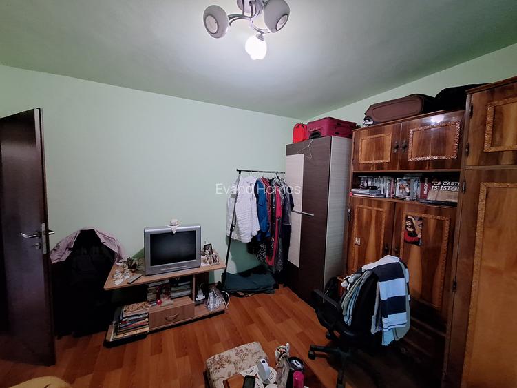 Apartament 3 camere | super oferta |decomandat etaj 3 | Aradului - 11