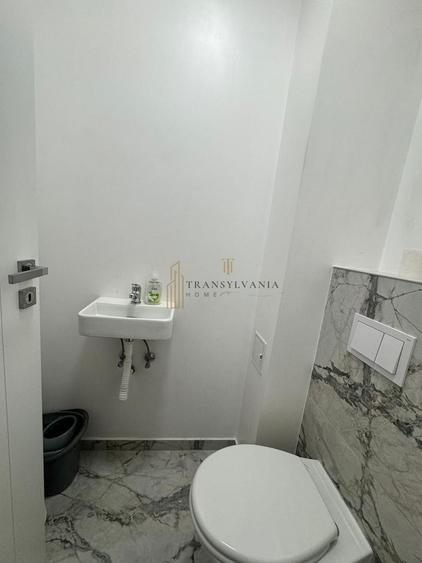 Apartament 3 camere, bloc nou
