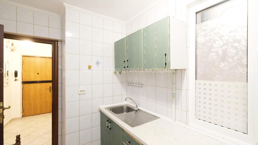 Chirie apartament cu 2 camere Sala Palatului vedere spate fara risc seismic - 13