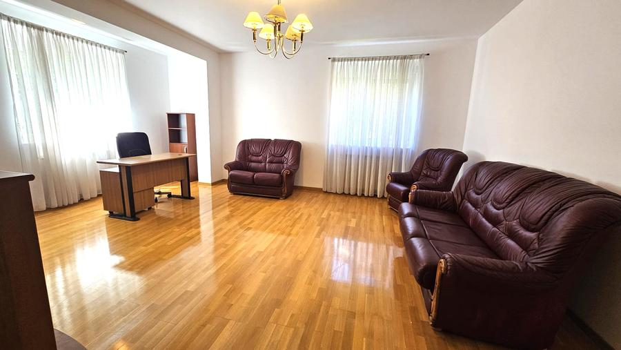 Inchiriere apartament 3 camere, 150mp, bloc nou, parcare, langa piata Cotroceni