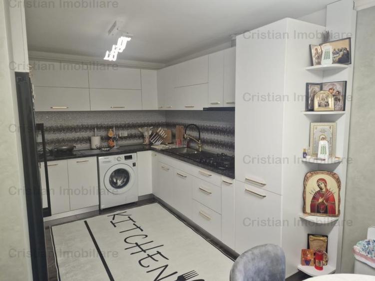 IMENS !! ULTRACENTRAL SUPER apartament 3 cam 120 mp MOBILAT UTILAT