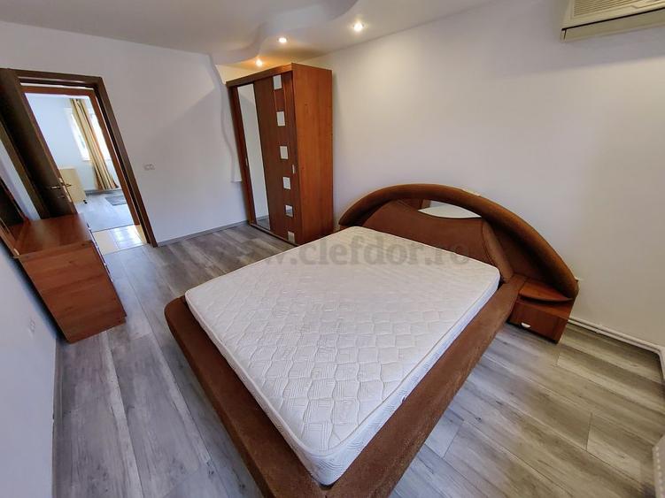 Vilă cu 4 camere de închiriat în zona Iancu Nicolae