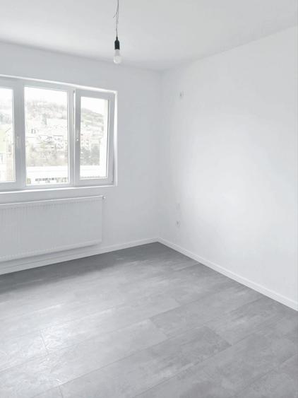 Apartament 3 camere 71mp zona Centrala 111.000eur neg