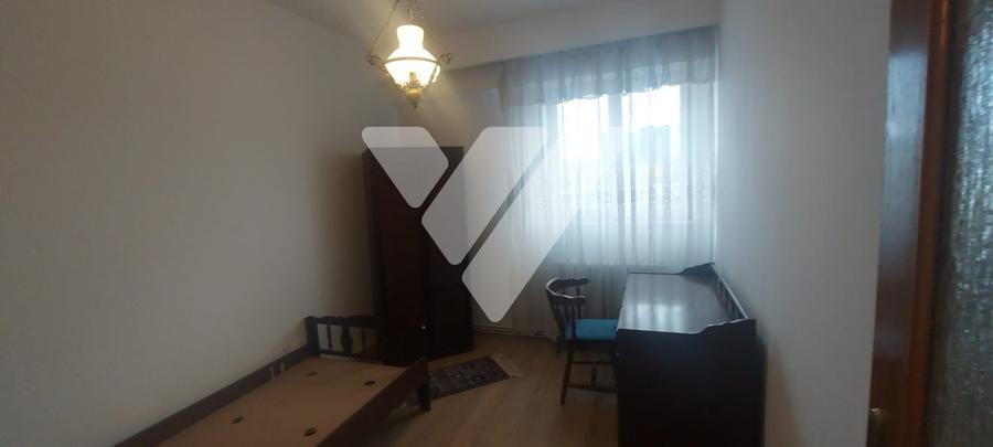 Apartament 5 camere de închiriat ,Zonă centrală, Sibiu