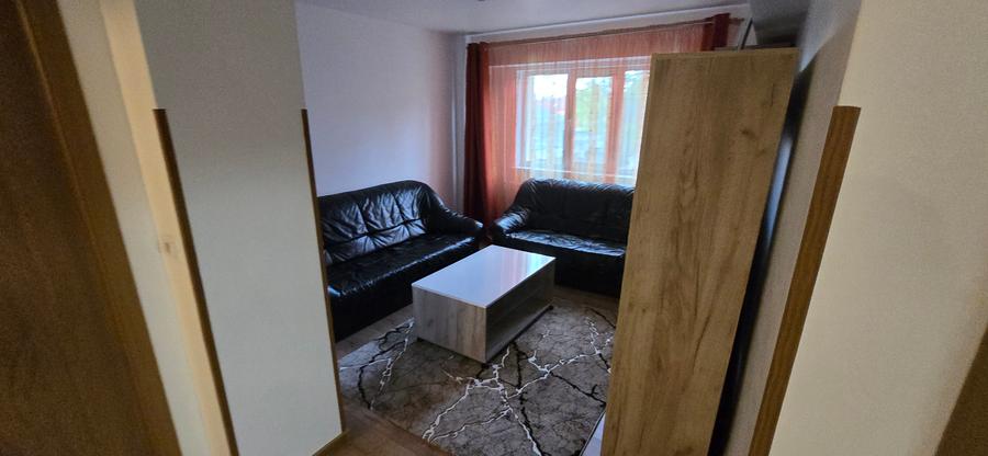 Apartament 3 camere de vanzare, la cheie, etajul 1, Focsani