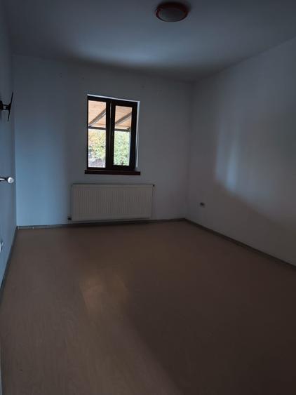 FARA COMISIOANE casa cu 5 camere 2 bai P+M doar sa va mutati merita vazuta