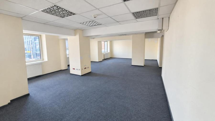 Spațiu comercial de închiriat – 800 mp, Bd. Mihai Viteazul, Sibiu
