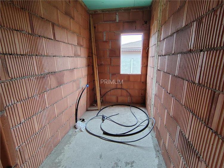 CASA INDIVIDUALA - LANGA ASFALT - FINISAJE LA CERERE - 3