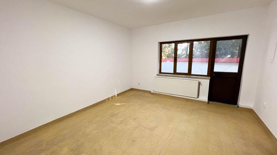 Pipera: Vila individuala cu piscina in mini compound !