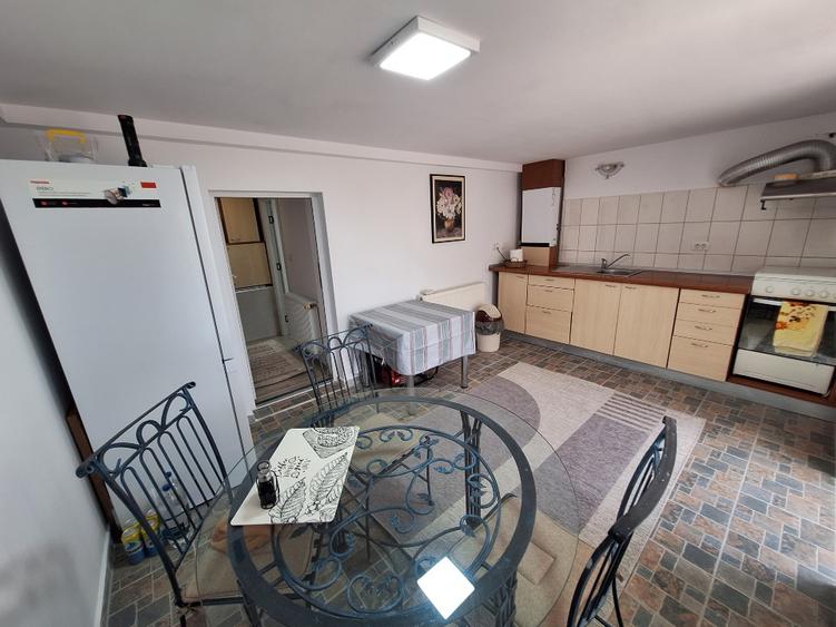 Propietar, vând casă D+P+M, Bușteni, cu priveliște deosebită.
