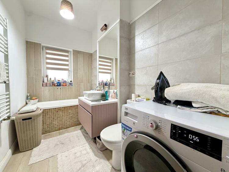 Apartament cu 4 camere, pe 2 nivele, 100 mp utili - Dumbravita