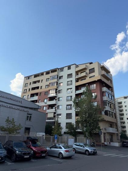 Apartament 3 Camere, 85 mp, Nerva Traian (Proprietar, Mobilat, Boxa, Parcare)