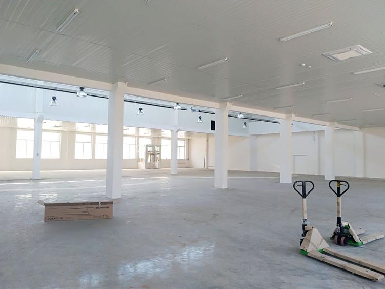 Spatiu comercial pentru magazin supermarket