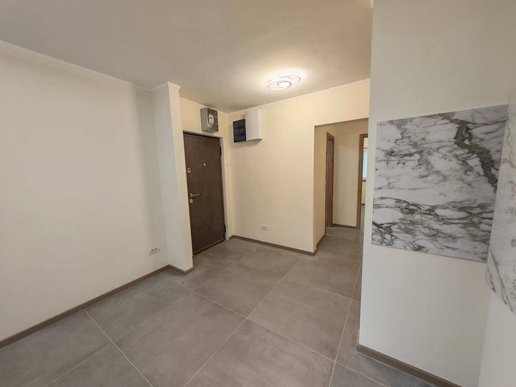 APARTAMENT 3 CAMERE .. decomandat..COMPLEXUL STUDENȚESC