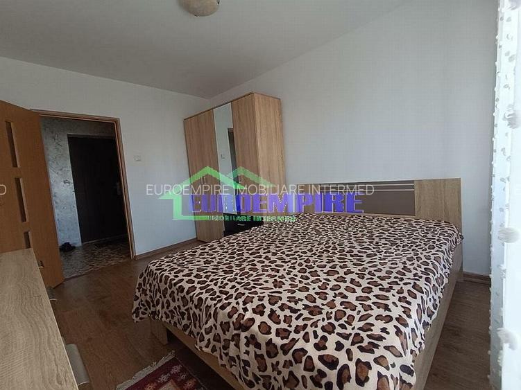 Apartament 2 camere de inchiriat zona Trocadero, CENTRALA GAZ - 3
